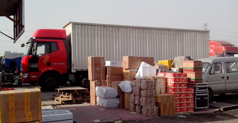 峰华宇物流托运公司 承接北京发往全国的整车零担 搬家搬厂业务